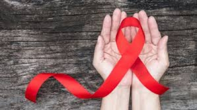 فيروس نقص المناعة البشري أو الأيدز